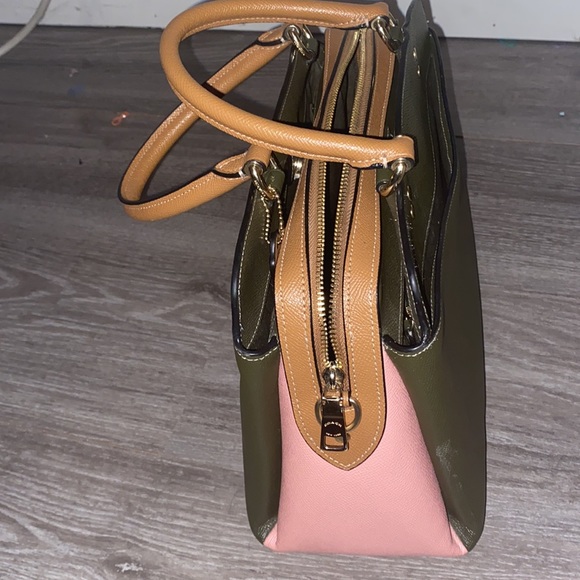 Matching Coach Purse and Wallet - Picture 2 of 11